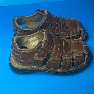 Kids back to school brown strapped sandals size 10 kids
